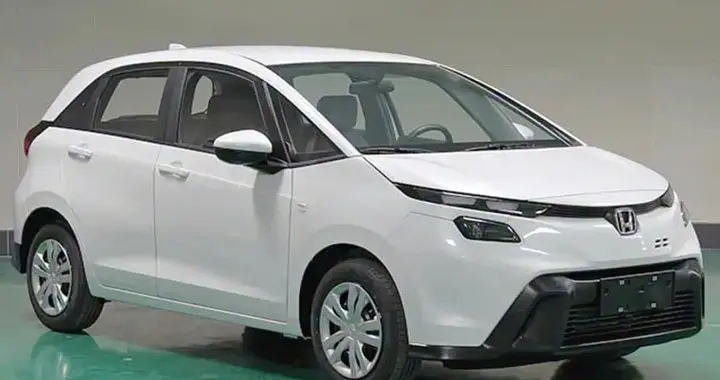 新款本田飞度曝光，外观电感，动力不变