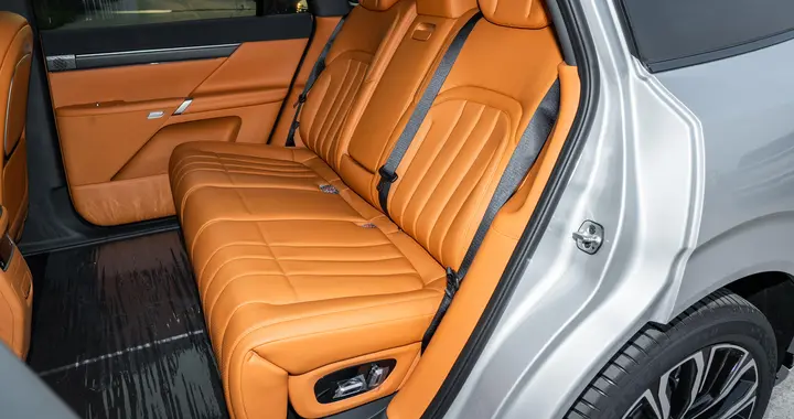 家用SUV如何选？看看这款16万级的大六座车如何？