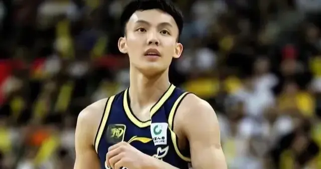 广东遭新疆逆转 全明星赛MVP全场0分 杜锋怒骂 徐杰到底发生了什么