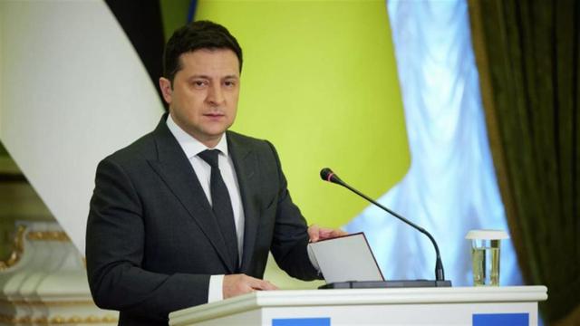 从"小鲜肉"到满脸沧桑：3年战火淬炼，泽连斯基脸上写满泪与抗争