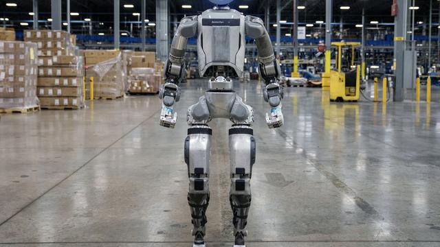 电车出海：起亚也开始踩刹车了。 在最新投