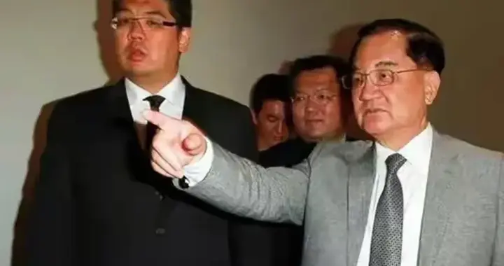 连胜文：发文回忆父亲连战2005年访陆破冰之旅的细节