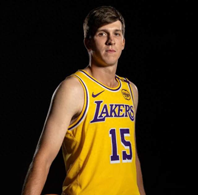 5年1.5亿！湖人大手笔！NBA最贵落选秀