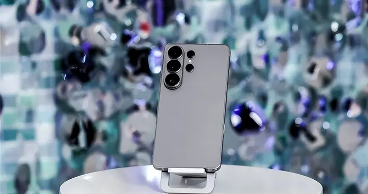 三星Galaxy S26 Ultra实测｜内置防窥屏让游戏画质、隐私防护两不误