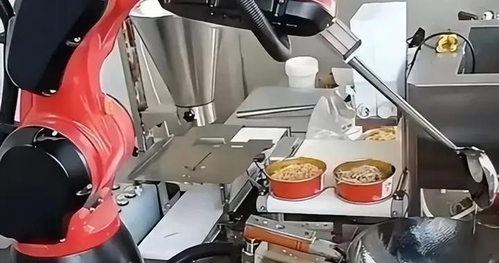 年销6000台！炒菜机器人拆解大厨技能，靠手艺吃饭岗位或被压价