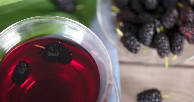 水果中的补肝第一名，每天吃一点，肝血足了，眼睛越养越水润！