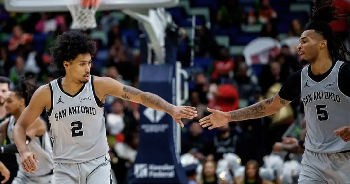 一场120-108的大逆转，让马刺扬名立万，掘金彻底后悔，雷霆失算