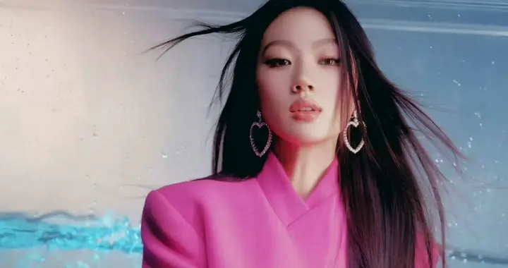 一句“又能怎”太狂妄‼️ 单依纯侵权演唱《李白》全网哗然🔥