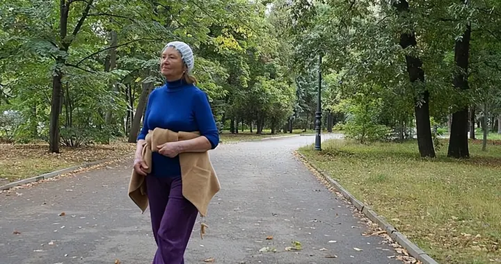 50岁女子坚持走路降血糖，最终被迫截肢，医生：这4个教训别再犯