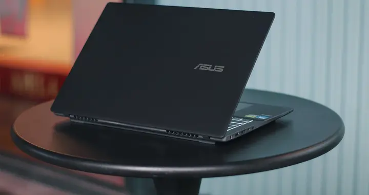 全场景适配，华硕无畏Pro16 2025 AI全能本双十一超值推荐