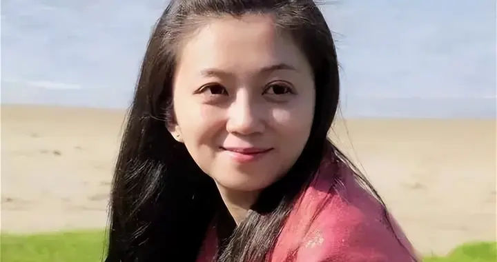 墨韵芳华，巾帼不让须眉：当代书坛三姝的女性风骨