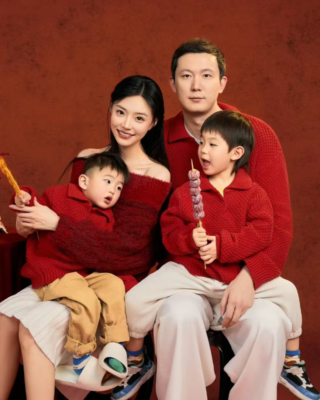 看了《我们的爸爸》第四期，我很确认：黄炎、傅潇倩就是剧本！