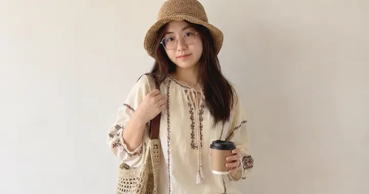米色才是秋天的天花板，清雅柔和自带温柔滤镜，这些人都能选