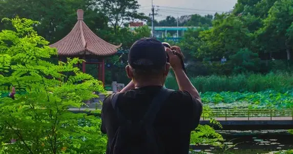 人老了才明白 : 子女不孝顺时，与其生气，不如做好这4件事