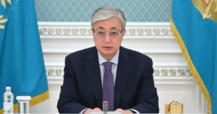 普京拒绝托卡耶夫劝和，俄方不会碰哈萨克斯坦，但必须收拾乌克兰