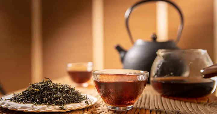 茶叶是血糖的“杀手”？护师忠告：不想血糖飙升，最好少喝5种茶