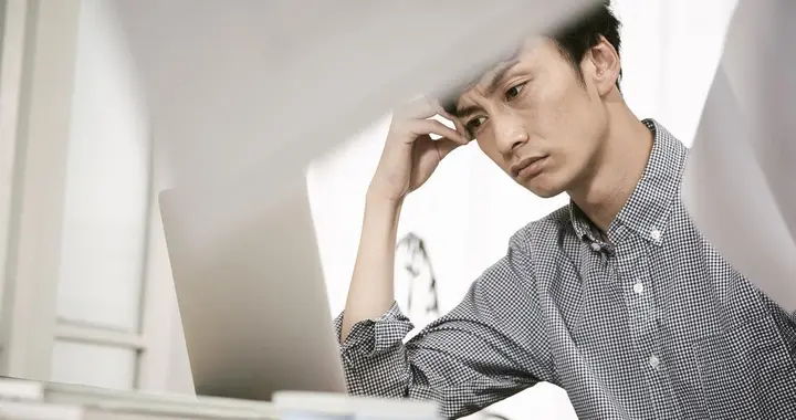 为什么你一上班就痛苦？根本原因不是工作，而是你只有这一条路