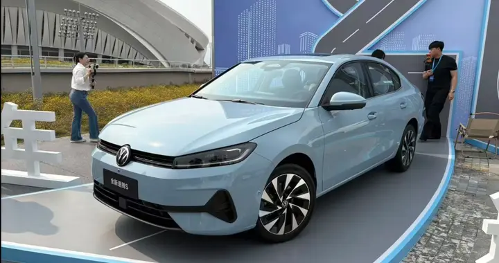 一汽-大众放大招：5车齐发+九大承诺，打响合资车反击战第一枪