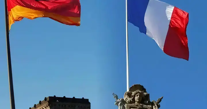 从柏林到巴黎，解放军这步棋看着不声不响，走的却是十年后的大局