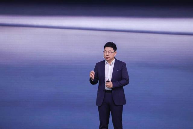 华为九大黑科技深度赋能，享界S9增程版正式上市售30.98万元起