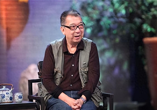 传奇导演郭宝昌：一生只见亲生母亲一次面，养母至死也没原谅他