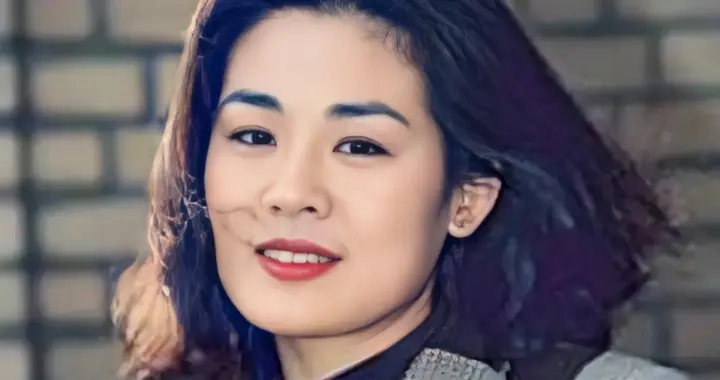 从万人追捧的影星到为子奔波的母亲