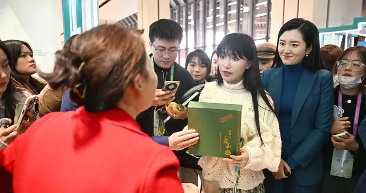 李子柒院子根本不存在？看透这层商业滤镜，才懂成年人的顶级残酷