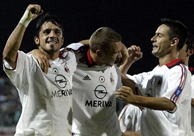 AC米兰队史今天：2003年舍瓦双响+卡卡首秀！意甲开门红直指冠军