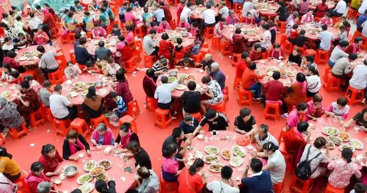 广西多地整治外嫁女回娘家摊派：一场花费十多万，村民负担有多重