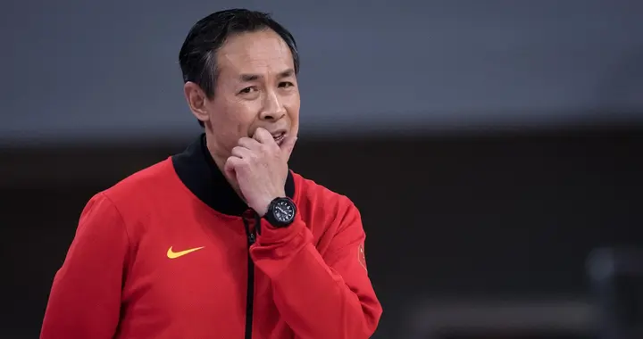 北京男篮74-77广厦，曾凡博被高估，许利民被粉丝怒批下课