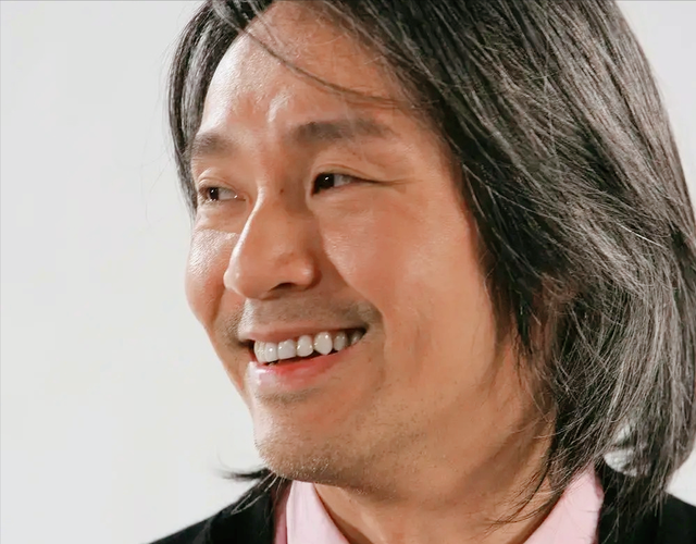 “喜剧之王”周星驰的上位史，从不被看好到逆袭翻盘他用了8年