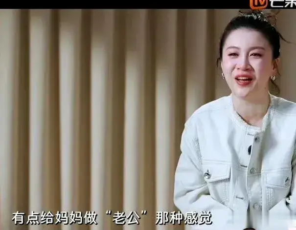 李嘉格结婚八年有五年没有和车澈一起过年，暴露她的无奈与心酸