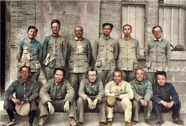 中国人民解放军历史上的70个军首任首长