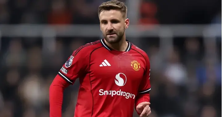 卢克肖的身体状况，能不能扛得住下赛季多线作战的强度？