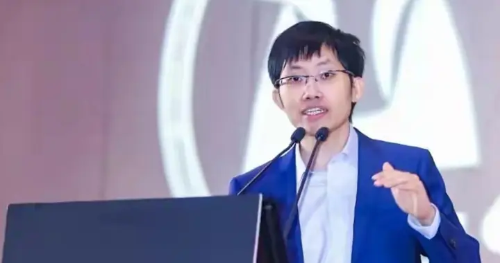 梁文峰入选《自然》年度十大科技人物，用算法改写科技霸权规则