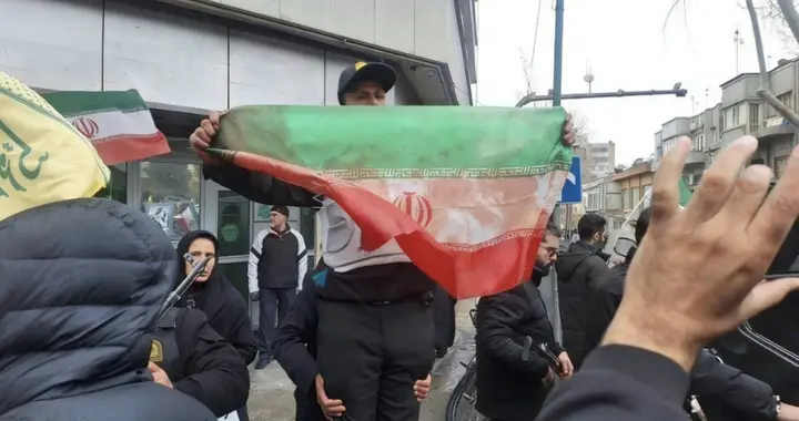 中东战局随时失控！王毅外长连打20多通电话，为和平指了一条明路