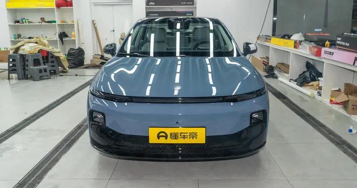 刚工作两年打工人，提了台零跑B01 2025款 650激光雷达版，开着爽！