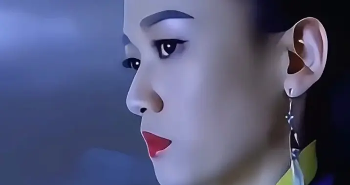 陈乔恩 4 小时戏份杀疯了，直接把女主演成透明背景板