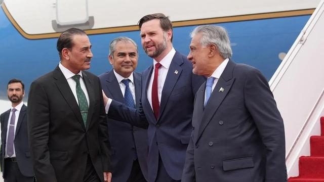 花中闲逸赏花：伊美第三轮谈判在伊斯兰堡落