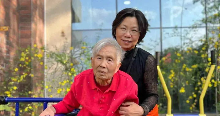 一位7年护工自白：只要老人进了养老院，九成以上就再也回不了家