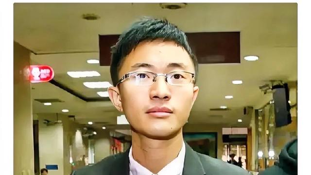 完美光束（勿连赞）：台湾新党副秘书长侯汉