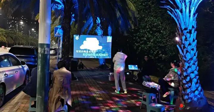 湛江：滨湖公园周边露天“卡拉OK”噪音扰民