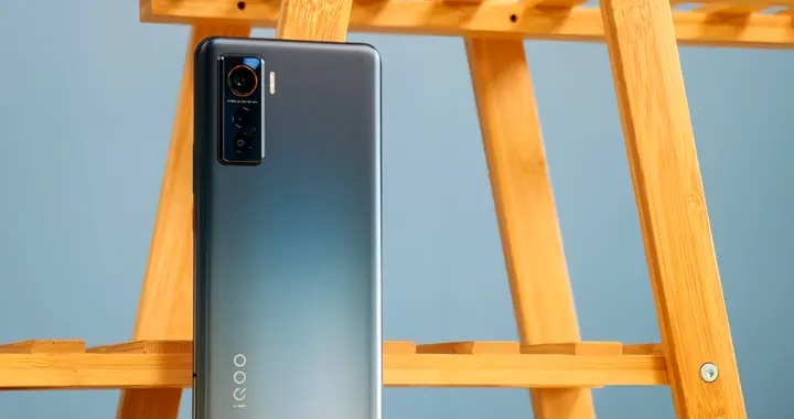 2000元档神机！144Hz+自研芯片看似真香，但需求只有一个