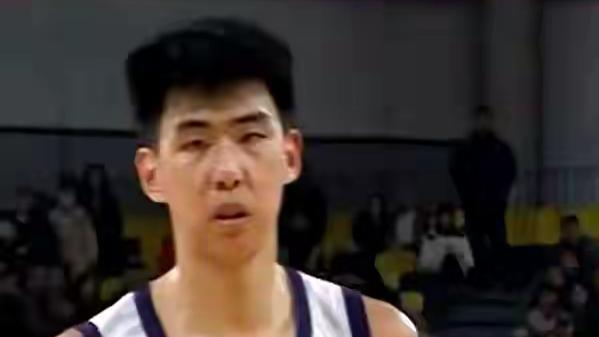 雅鹤：最近听了CBA的球星徐昕的绰号，很