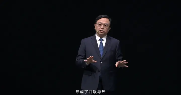 9分钟闪充不伤电池！比亚迪直接给你兜底了，这下放心了吧？