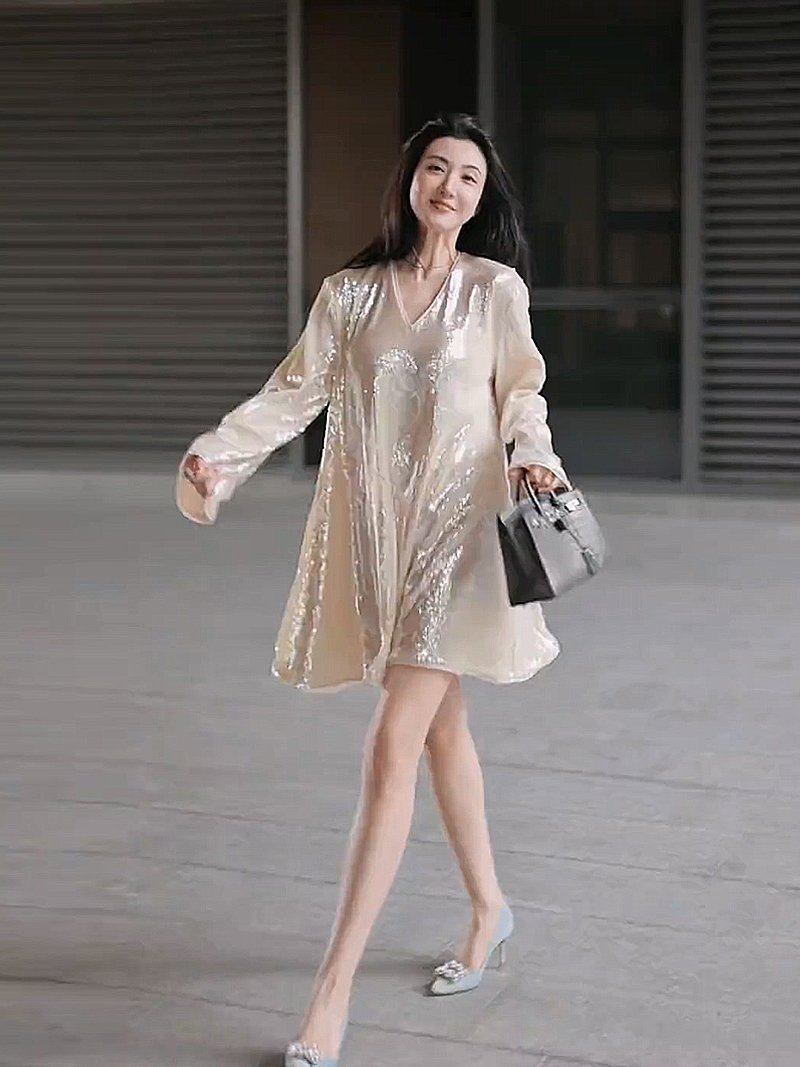 超好看小众不撞款宽松显瘦独特绝美小裙子女