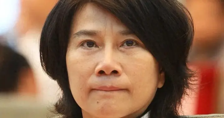 董明珠办技校定三条校规，因一个橘子口碑暴涨