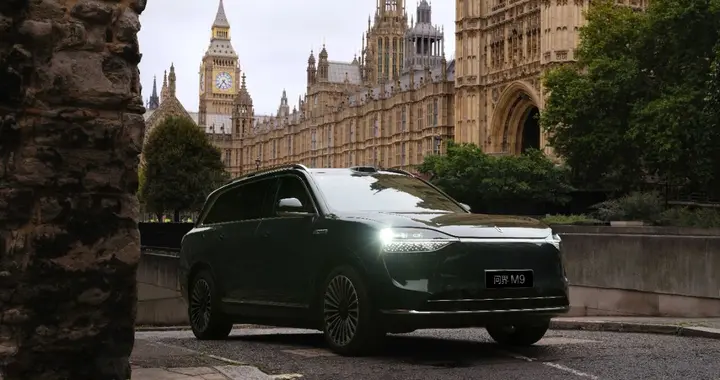 2026年鸿蒙智行决战紫禁之巅，赛力斯的核武器不是问界M9，是它