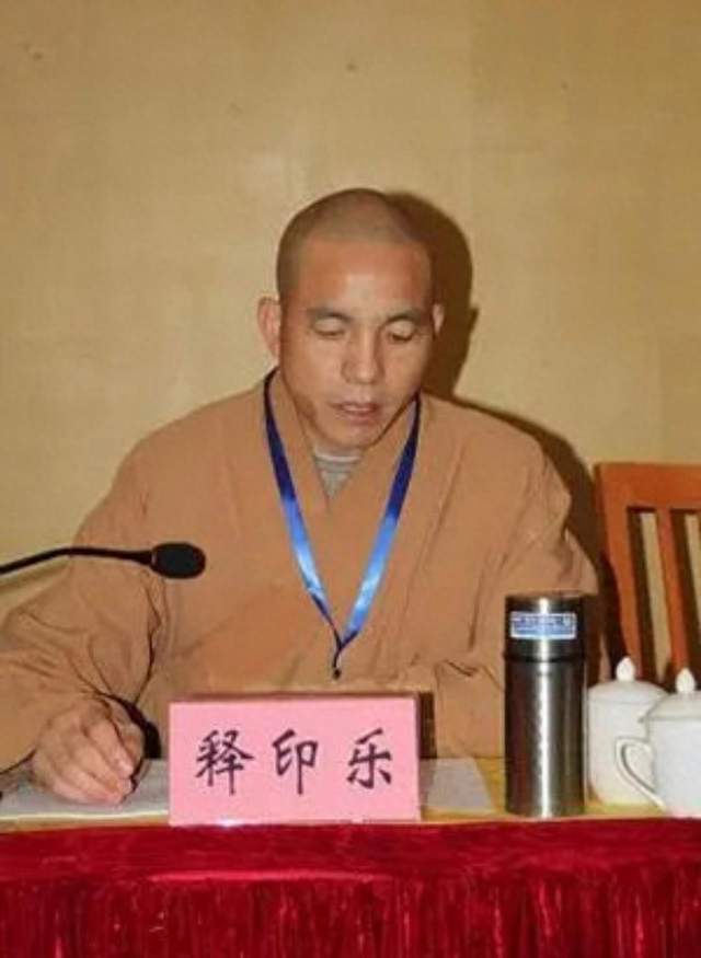 印乐法师空降少林：20年白马寺掌门人，是人大代表，也能开挖掘机