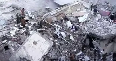 年终三炸！洪都拉斯左翼倒台美伸手；也门止战？朝导弹瞄准美军机